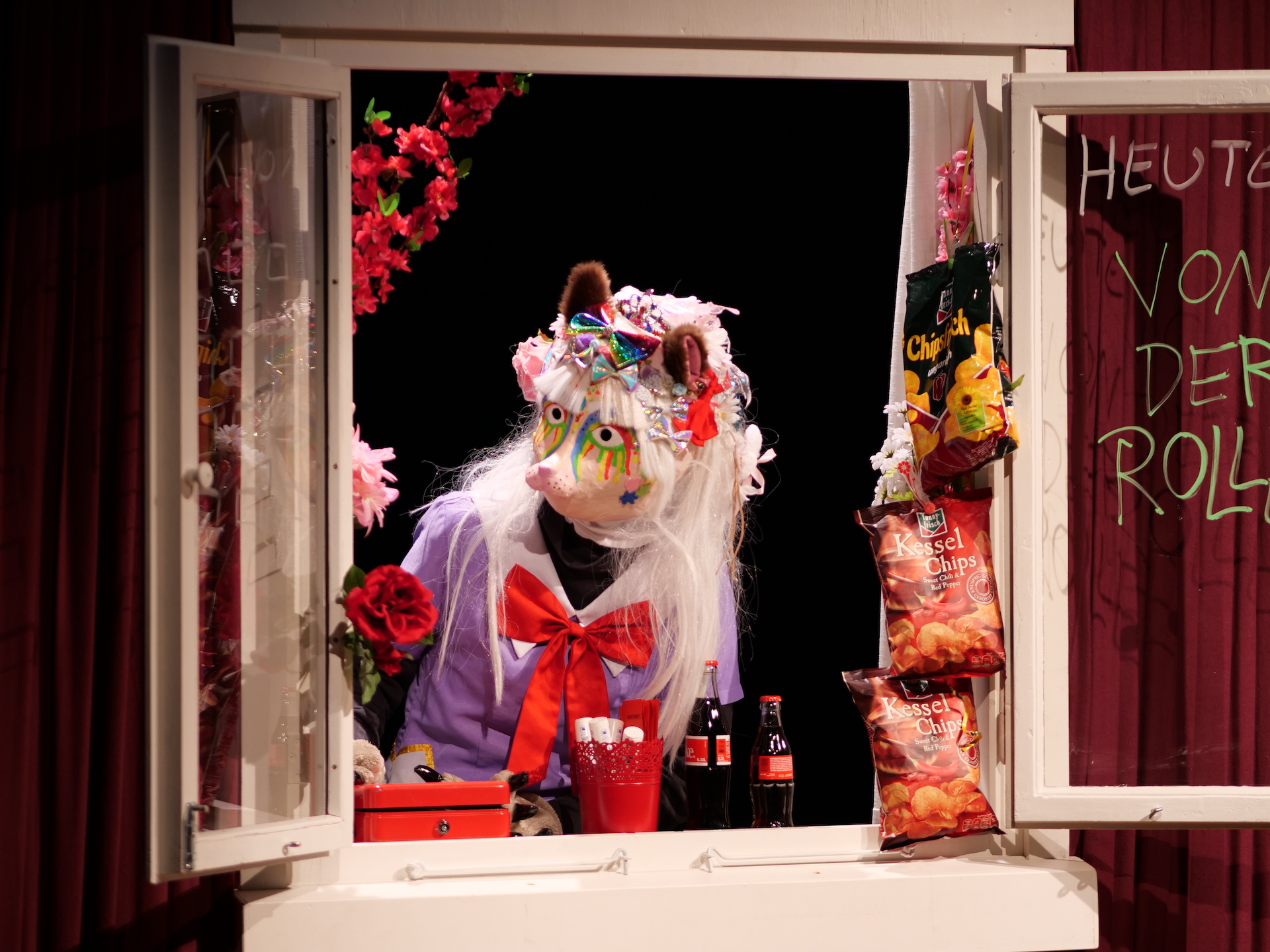 Blaumeter-Atelier: Kopf über Kopf